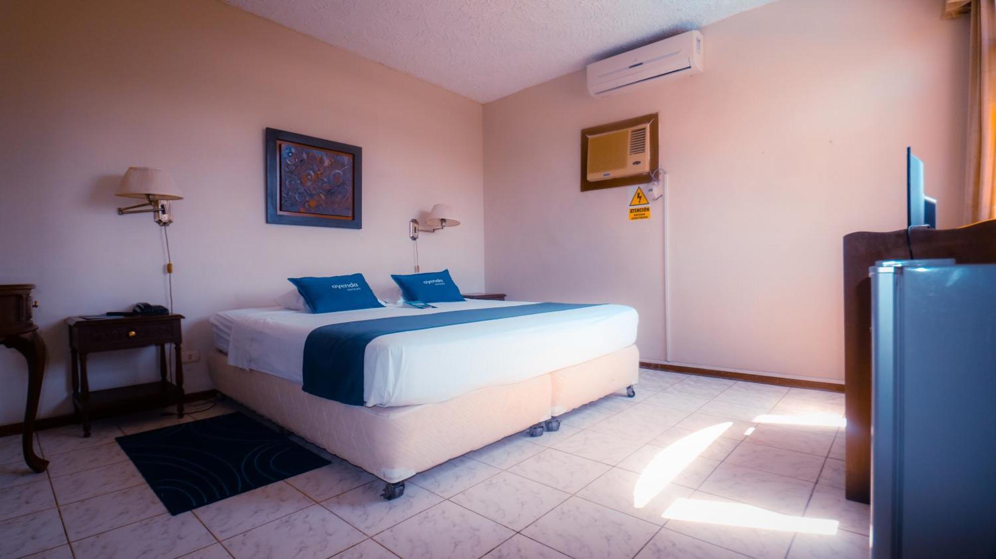 La Siesta-Hotel Sullana ภายนอก รูปภาพ